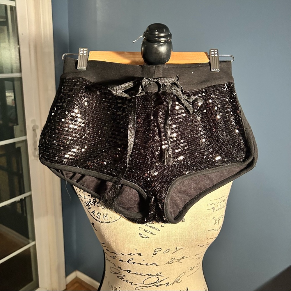 CoTTure Sequin hot pants mini shorts